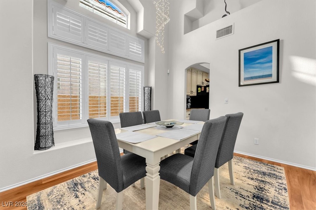 2416 Shady Vista Drive