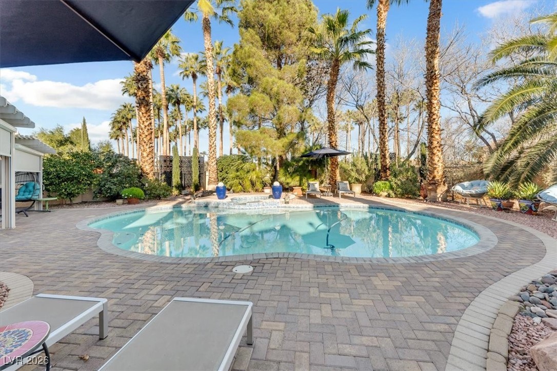 2416 Shady Vista Drive