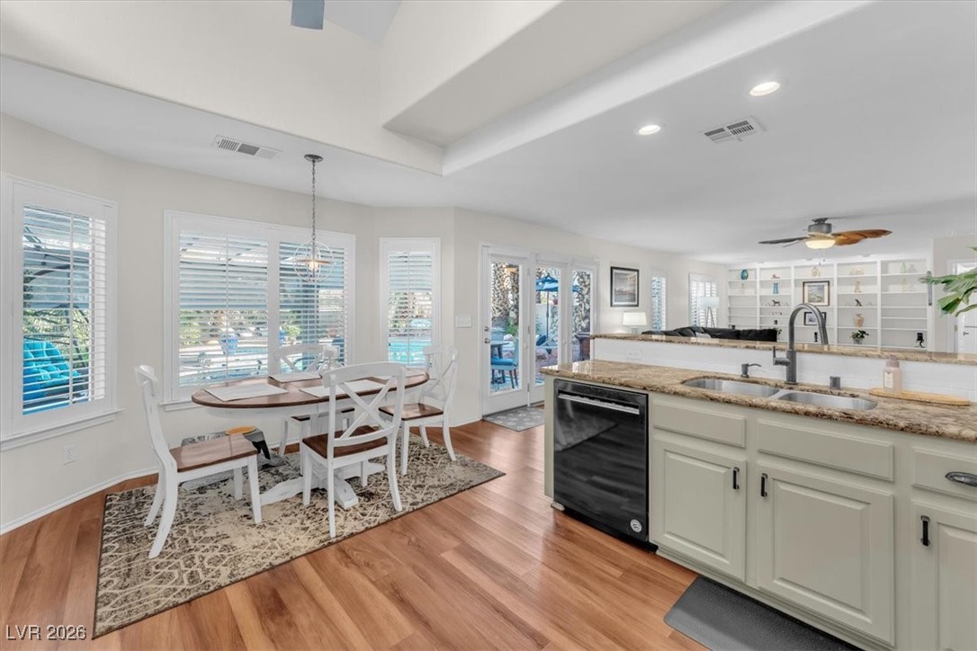 2416 Shady Vista Drive