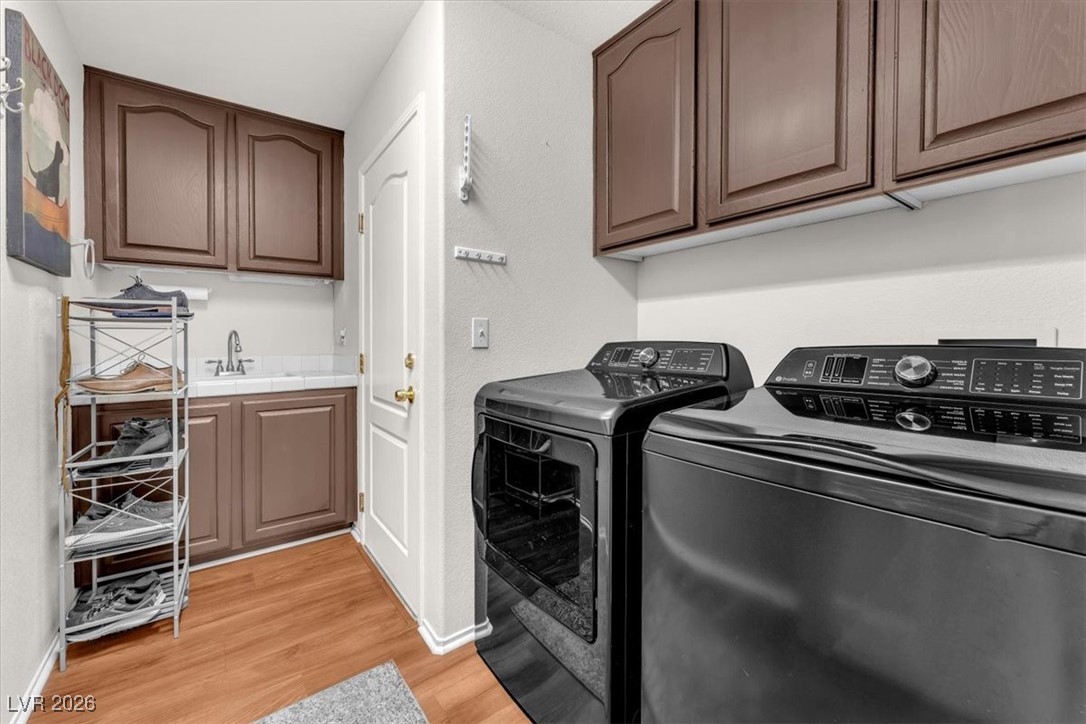 2416 Shady Vista Drive