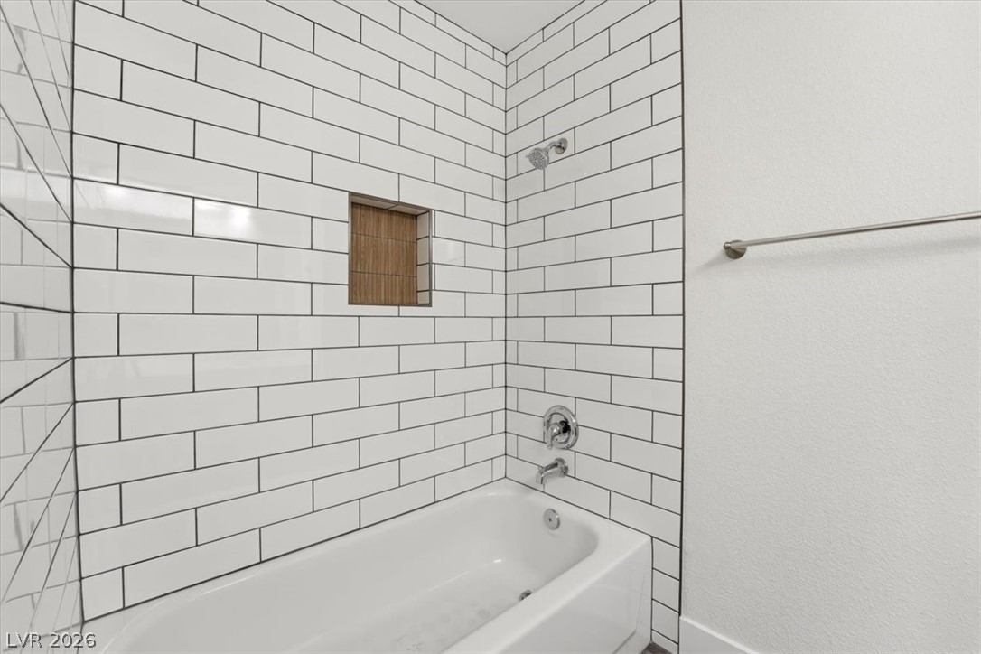 8612 Copper Ridge Avenue