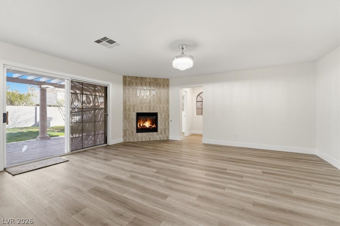 8612 Copper Ridge Avenue