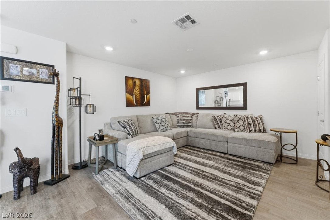 2682 Mango Light Avenue