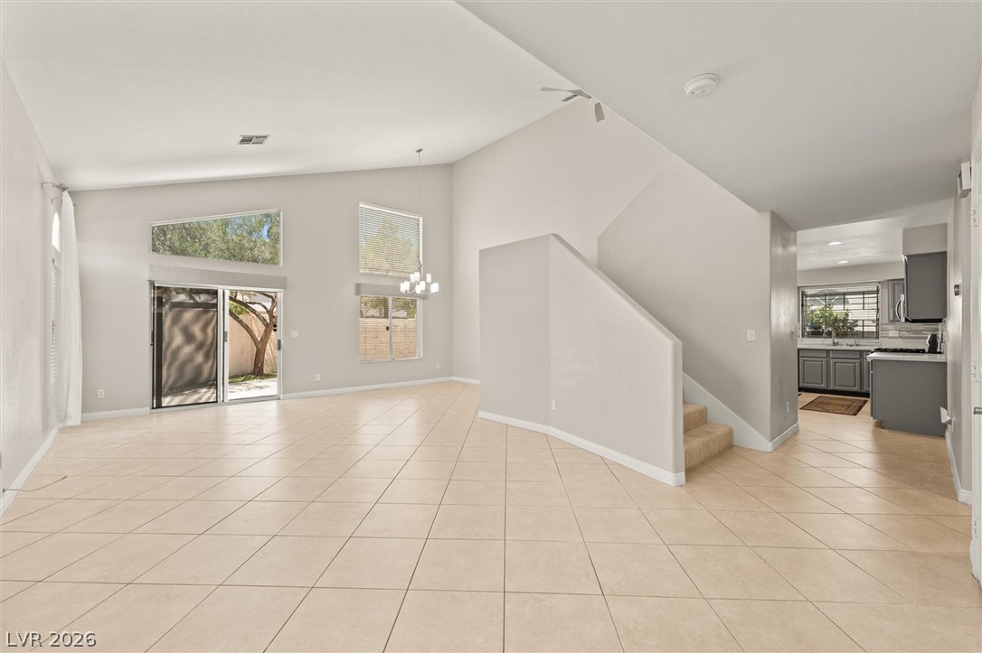 121 Golf Range Street
