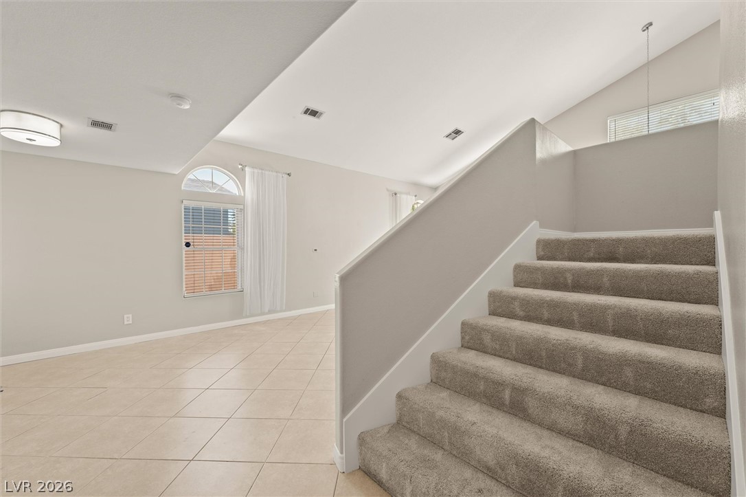 121 Golf Range Street