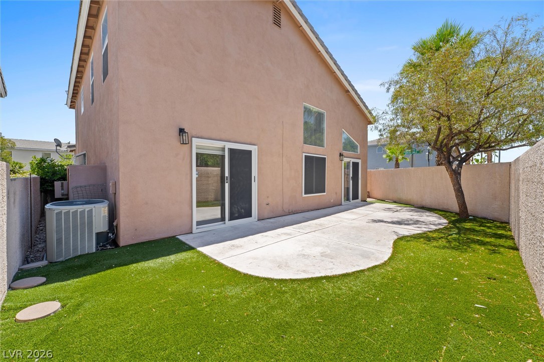 121 Golf Range Street