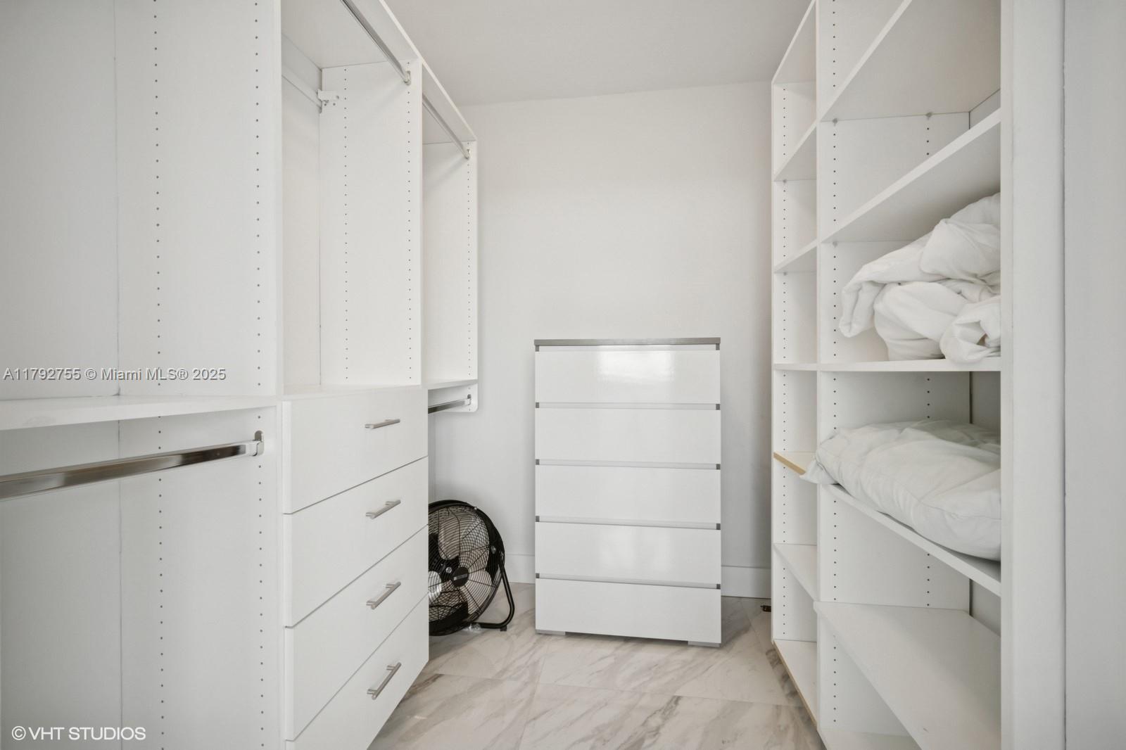 2701 N Ocean Blvd # 17E
