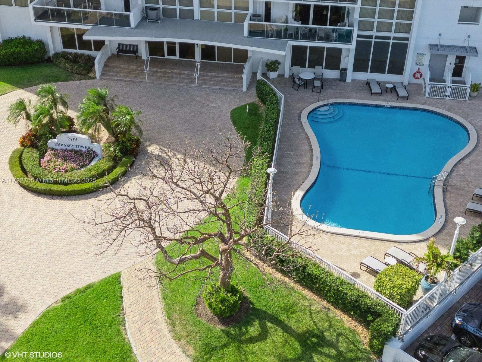 2701 N Ocean Blvd # 17E