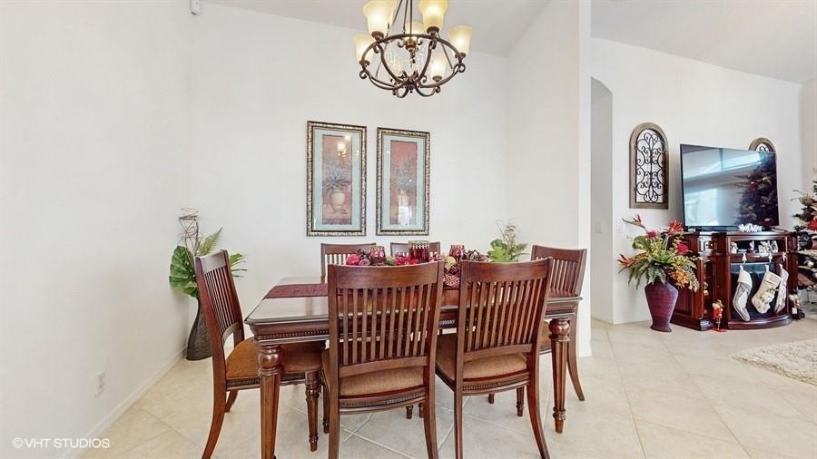 3552 Miramontes Cir