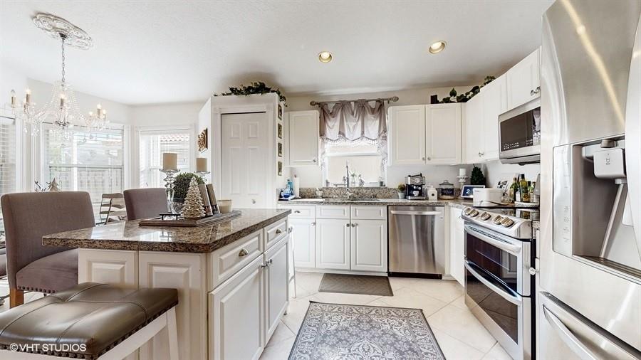 3552 Miramontes Cir