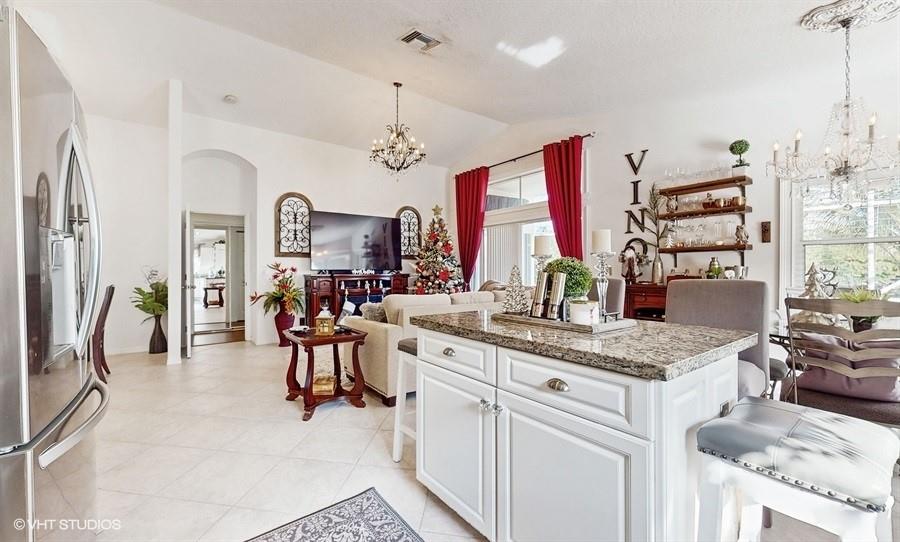 3552 Miramontes Cir