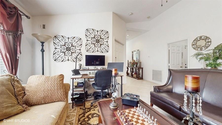 3552 Miramontes Cir