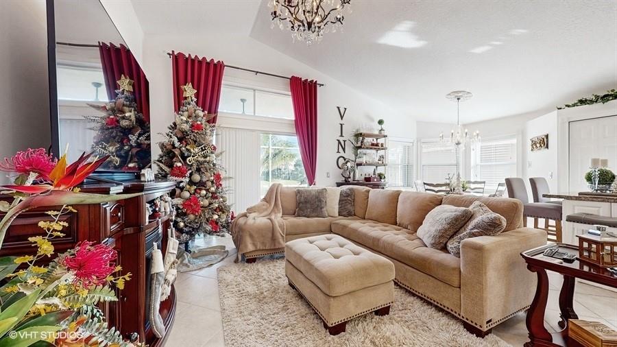 3552 Miramontes Cir