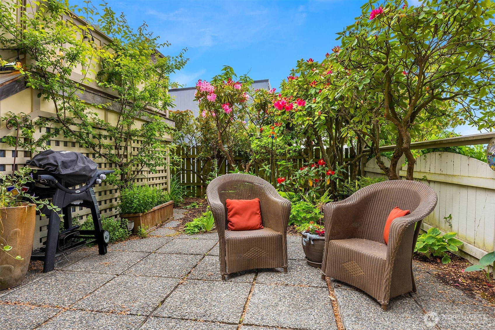 525 W Prospect Street Unit: A