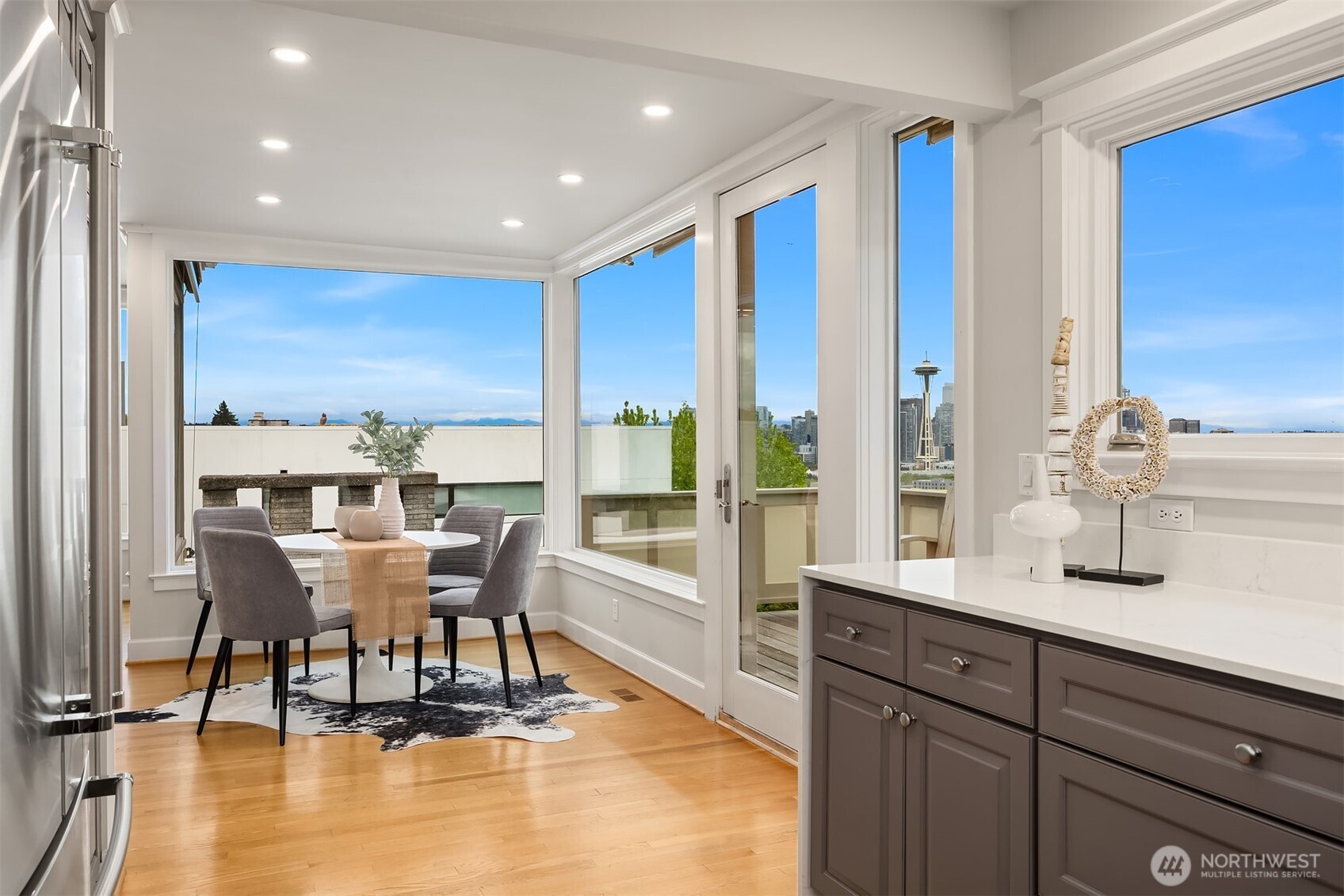 525 W Prospect Street Unit: A