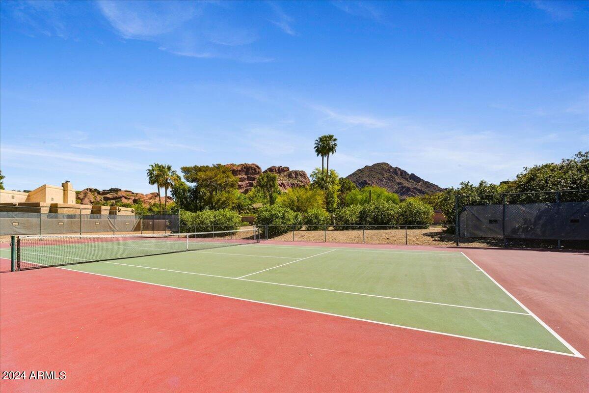 4438 E CAMELBACK Road # 154