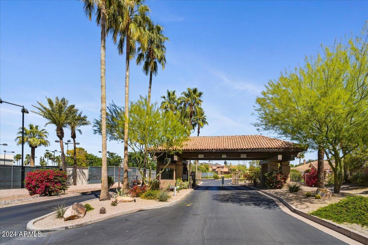 4438 E CAMELBACK Road # 154