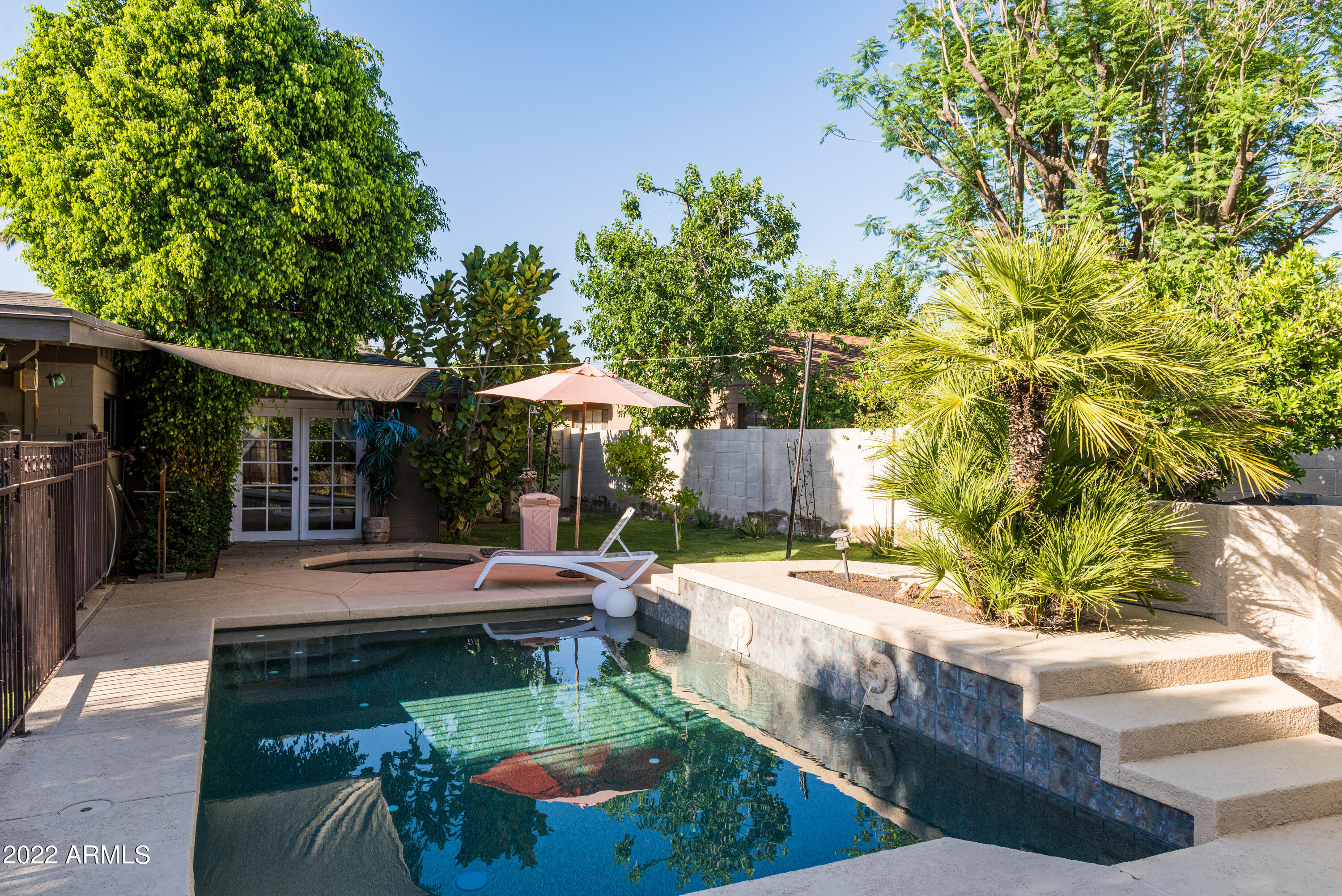 3801 E HIGHLAND Avenue