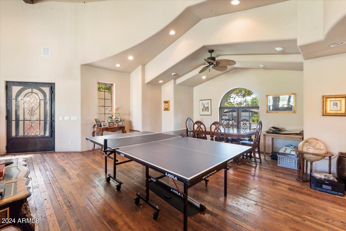 4634 E Calle Del Norte --