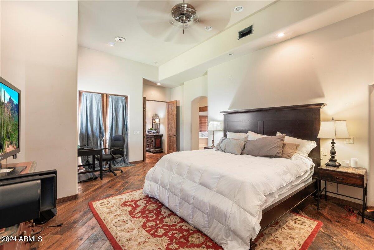 4634 E Calle Del Norte --