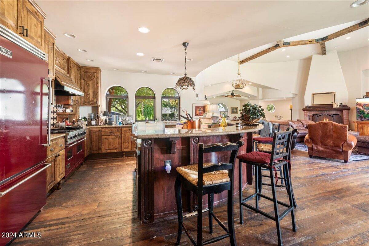 4634 E Calle Del Norte --