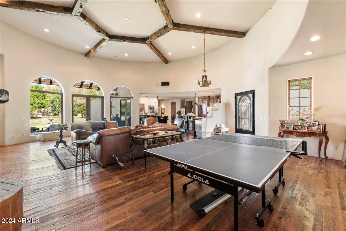 4634 E Calle Del Norte --