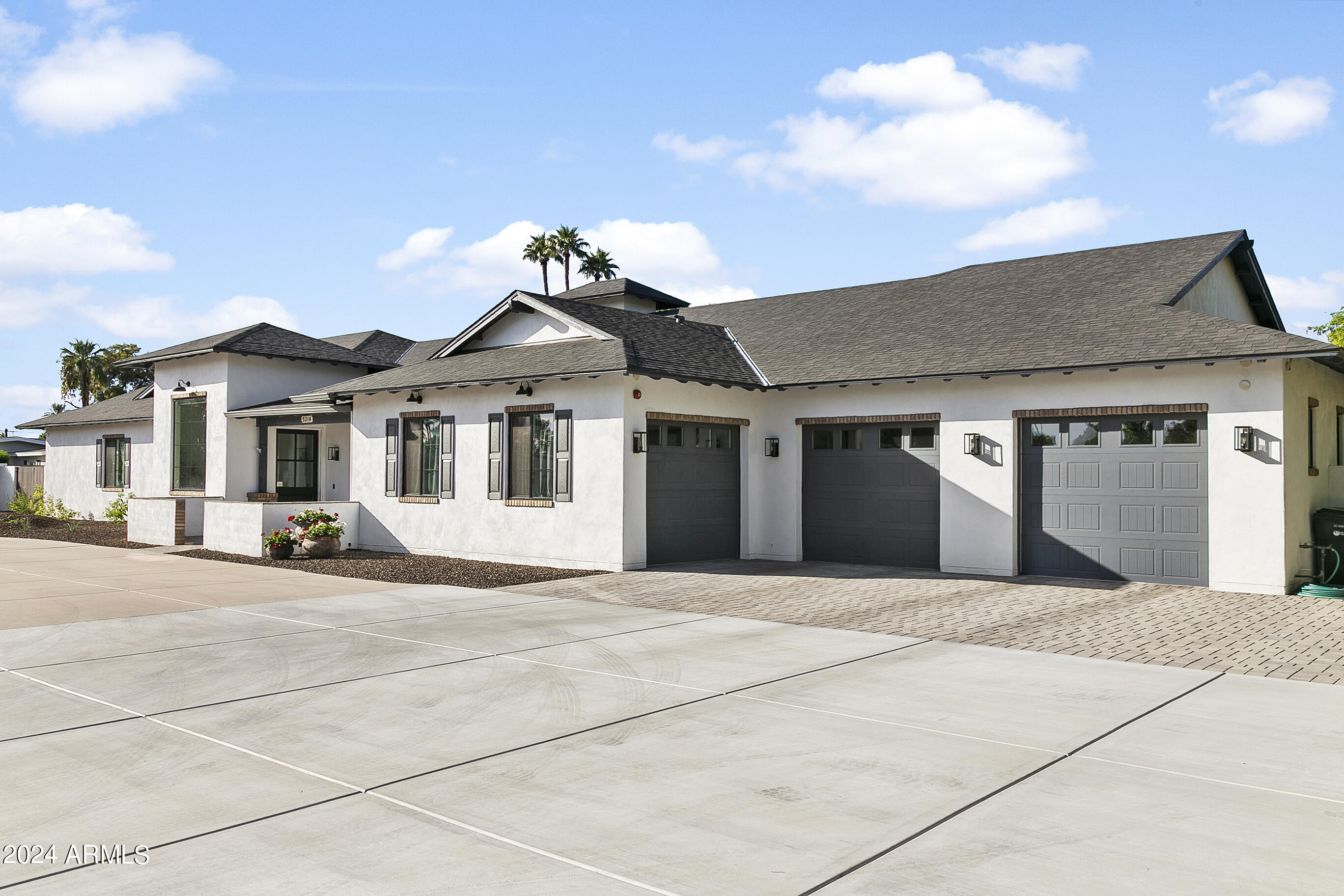 5214 E FLOWER Street