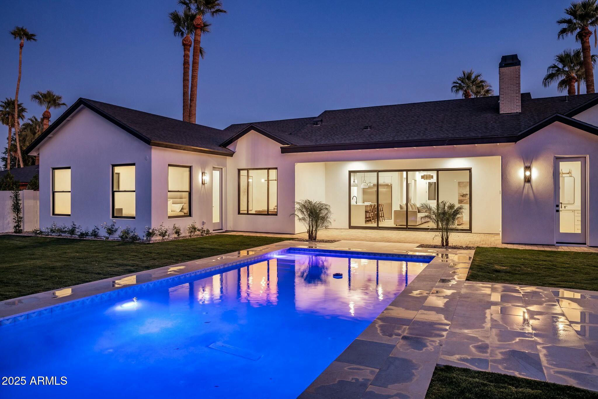 3610 N 40TH Place