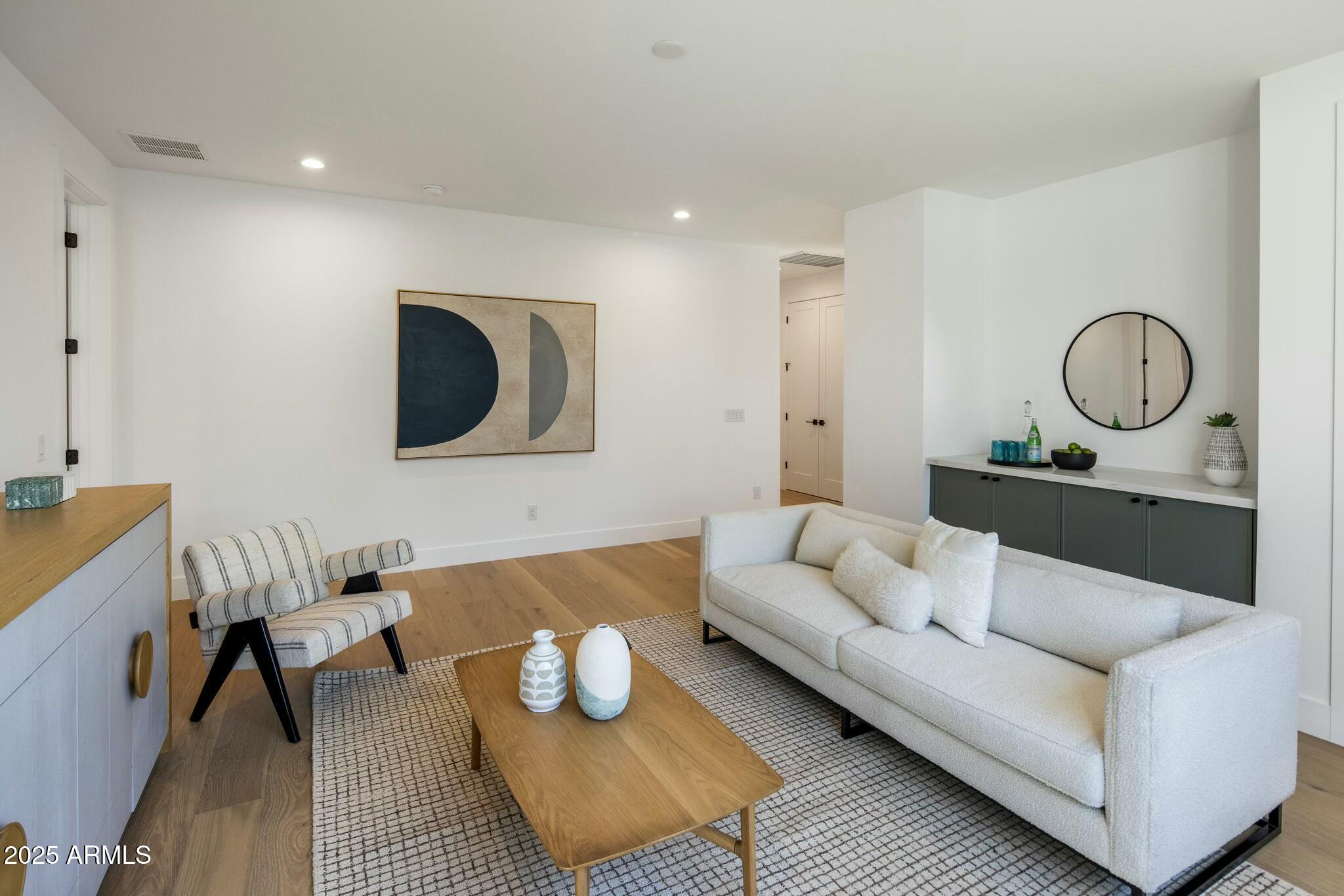 3610 N 40TH Place