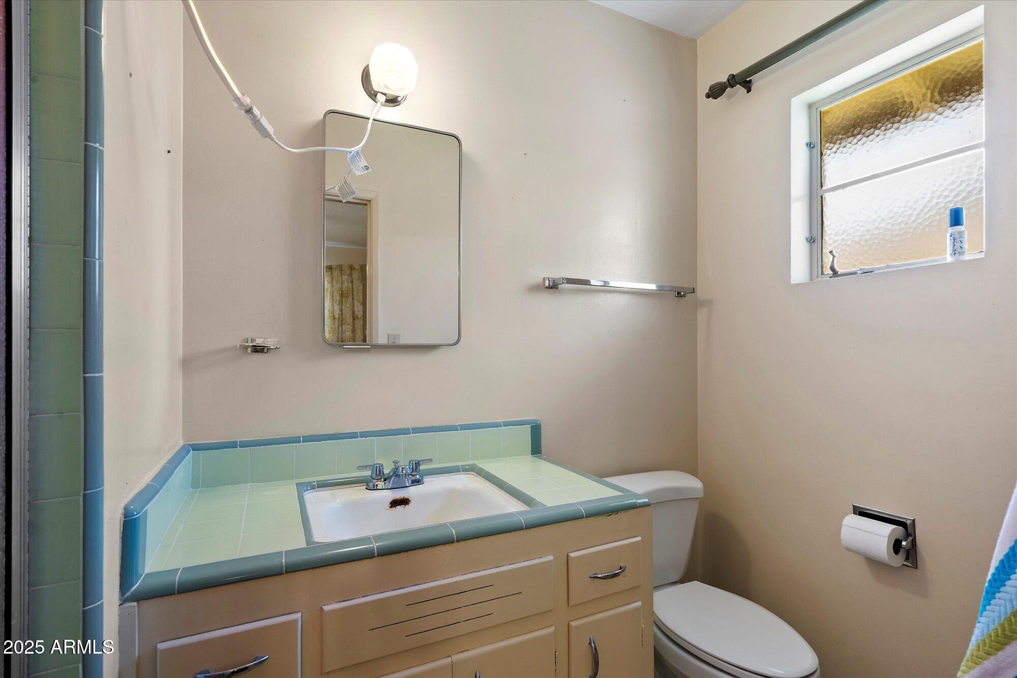 4510 E CALLE TUBERIA