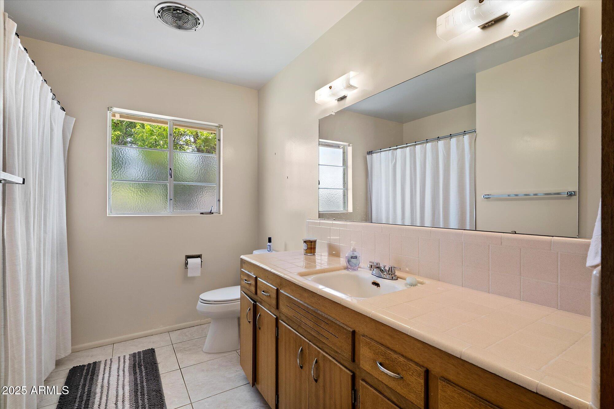 4510 E CALLE TUBERIA
