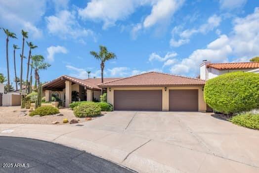 5428 E CLAIRE Drive E