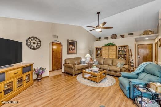 5428 E CLAIRE Drive E