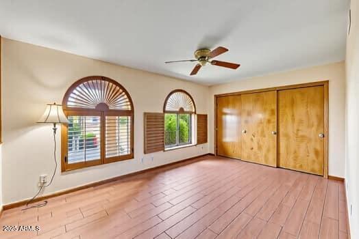 5428 E CLAIRE Drive E