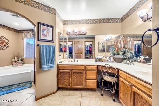 5428 E CLAIRE Drive E