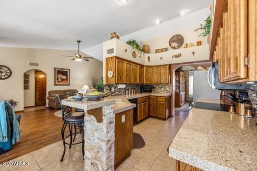 5428 E CLAIRE Drive E