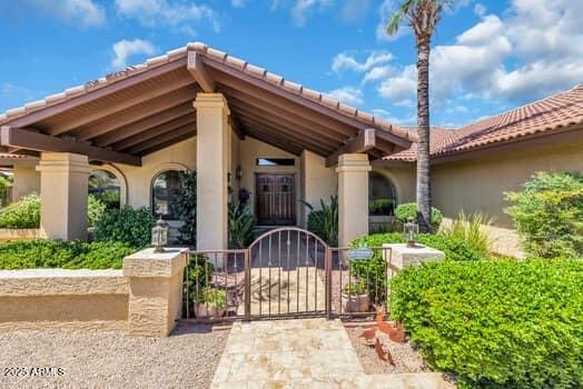 5428 E CLAIRE Drive E