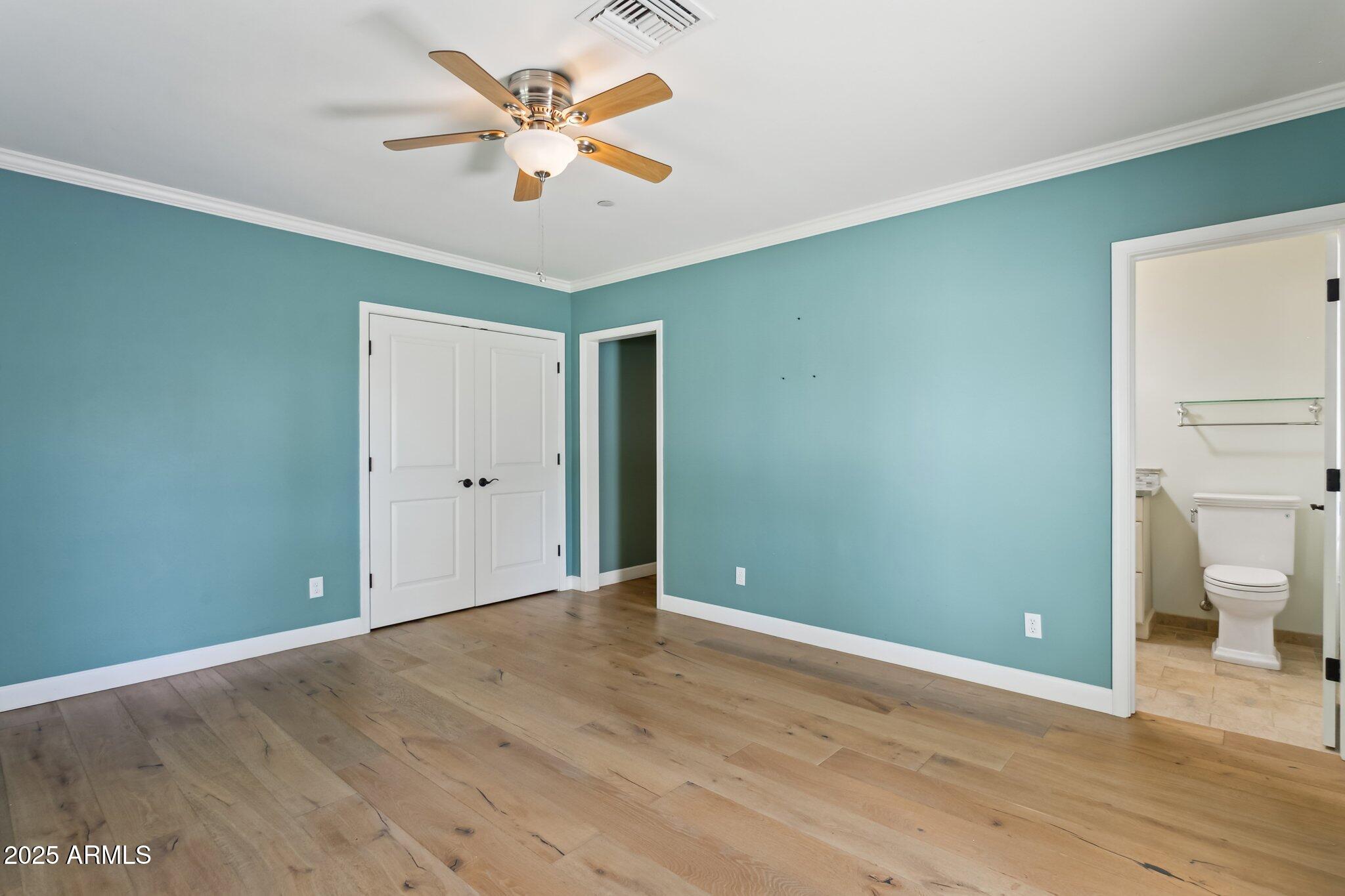 325 W PALO VERDE Drive