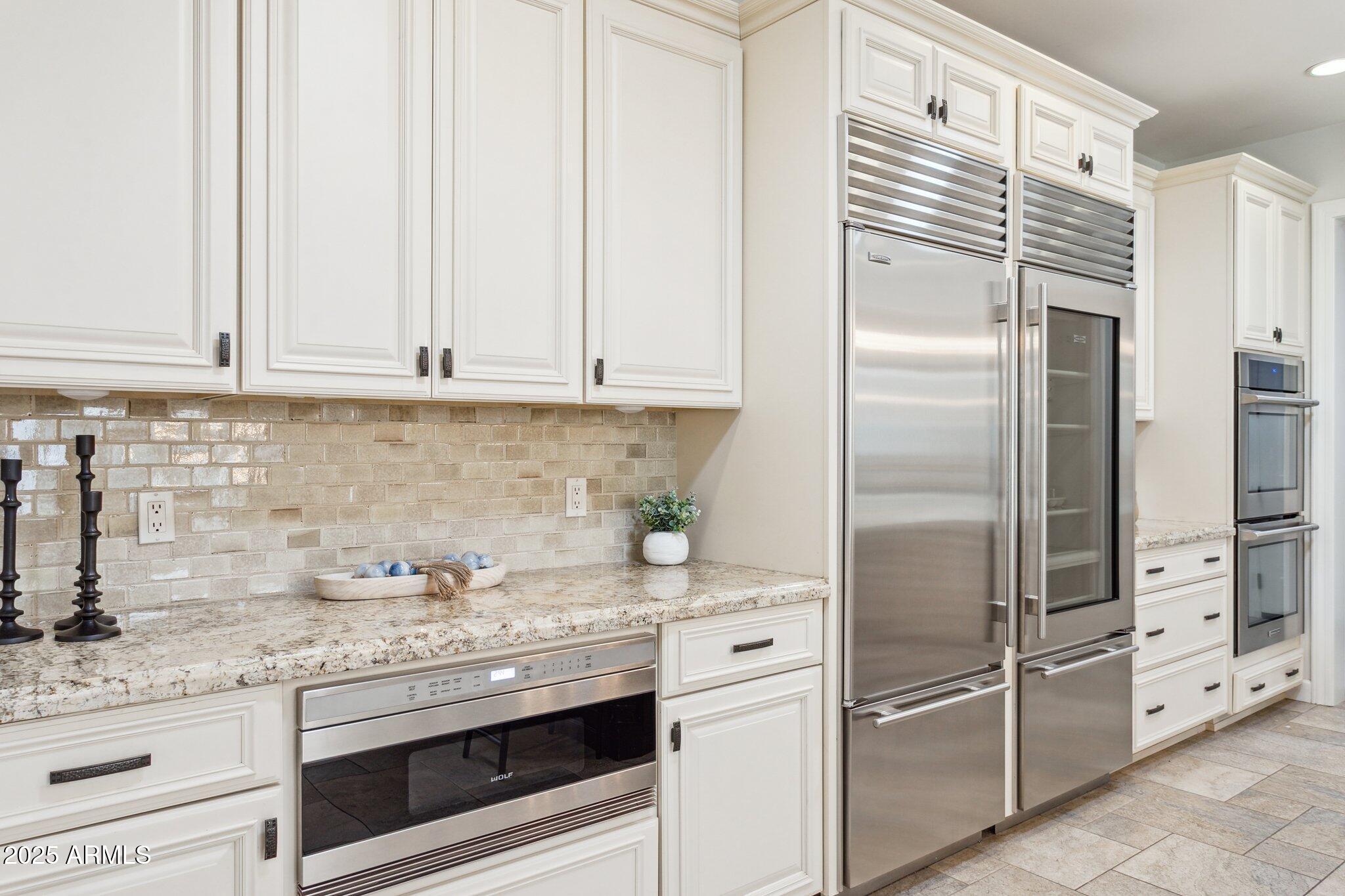 325 W PALO VERDE Drive