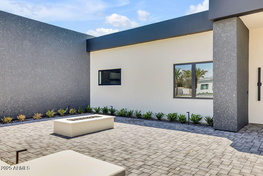 6303 E VIA ESTRELLA Avenue