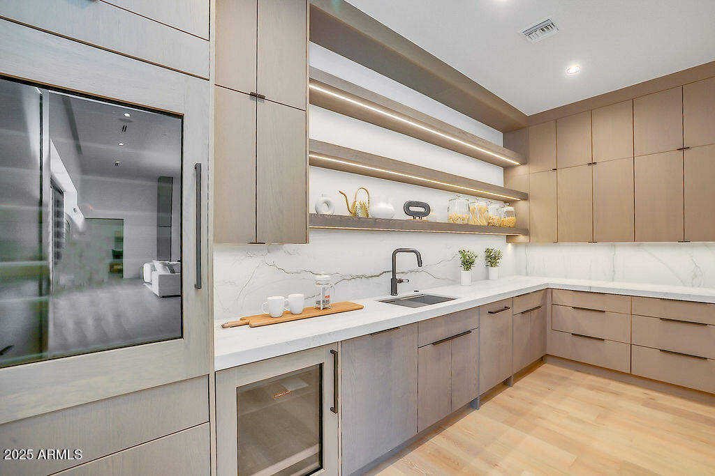 6303 E VIA ESTRELLA Avenue