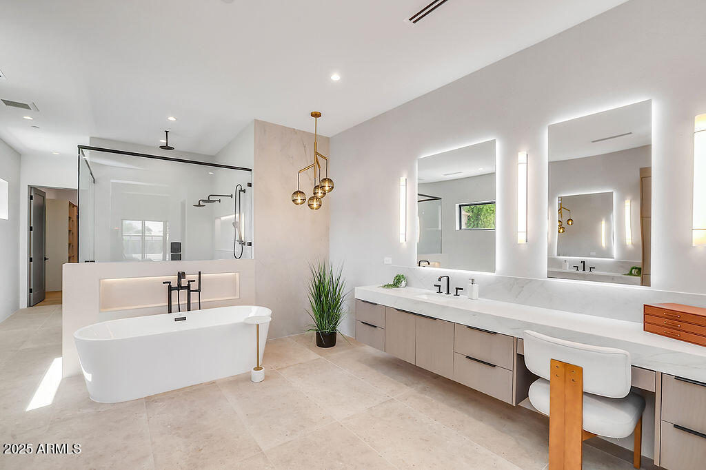 6303 E VIA ESTRELLA Avenue