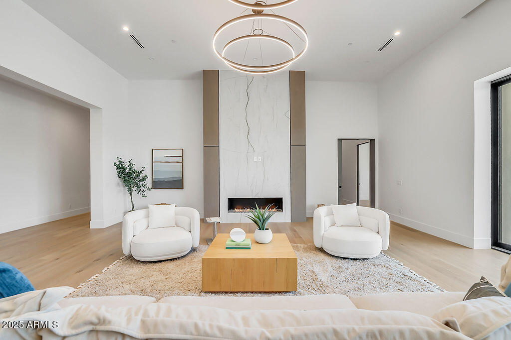 6303 E VIA ESTRELLA Avenue