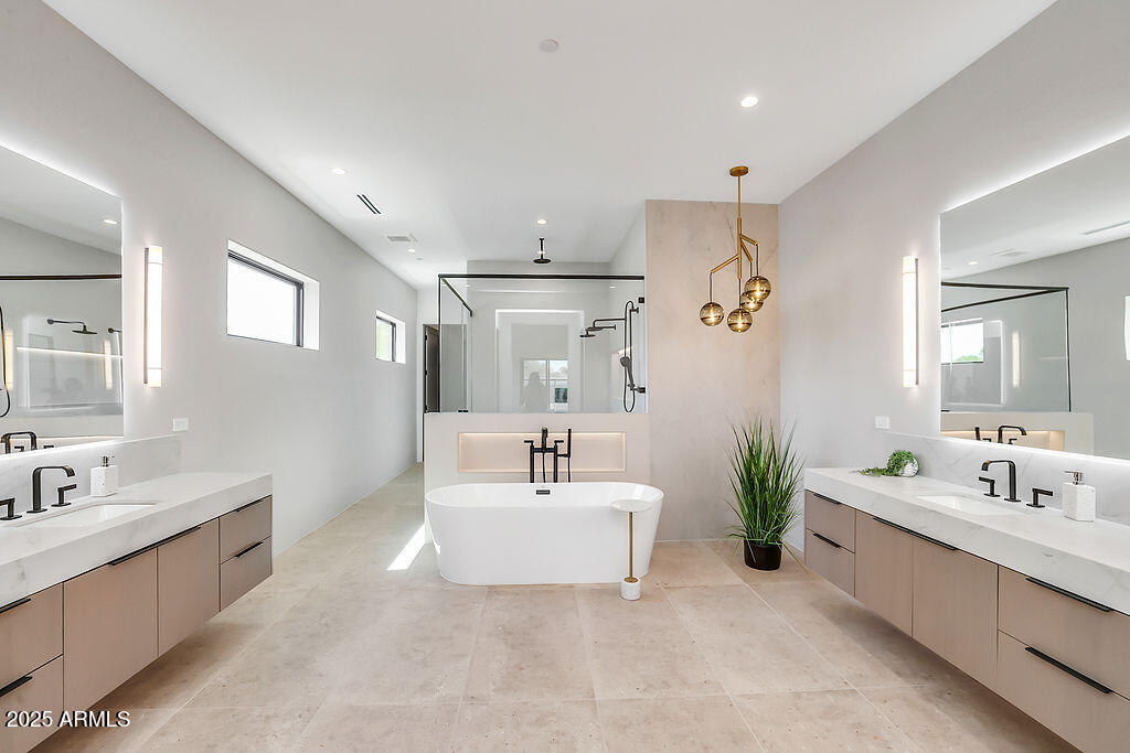 6303 E VIA ESTRELLA Avenue