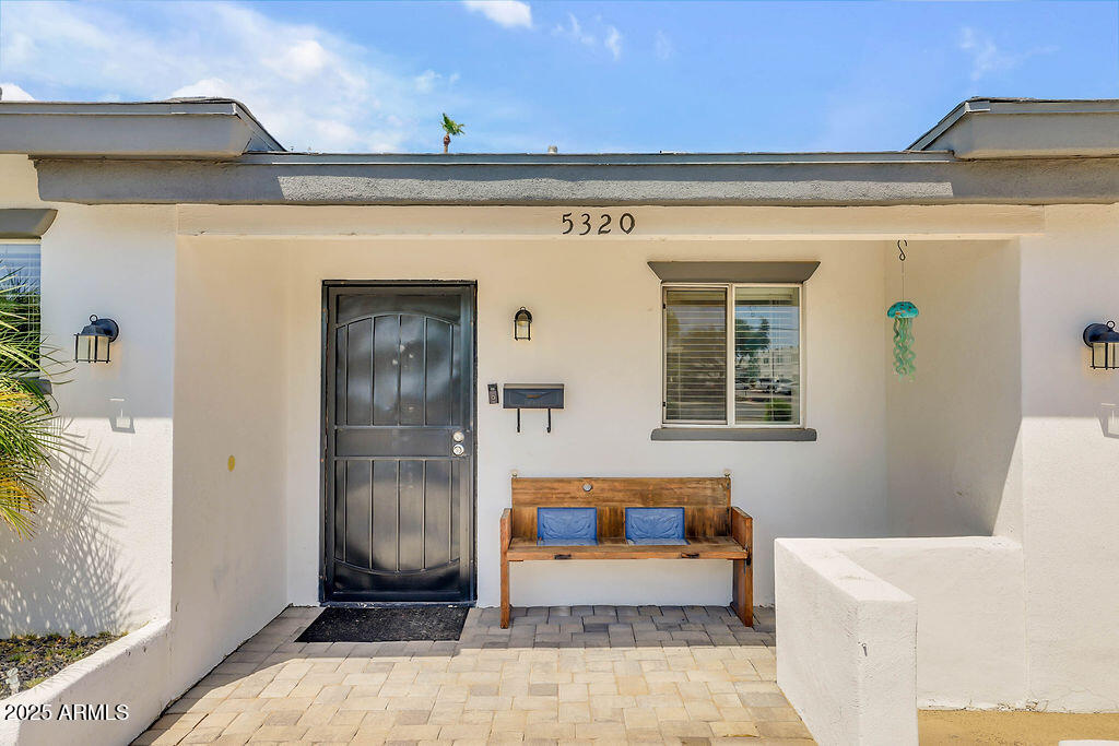 5320 E THOMAS Road
