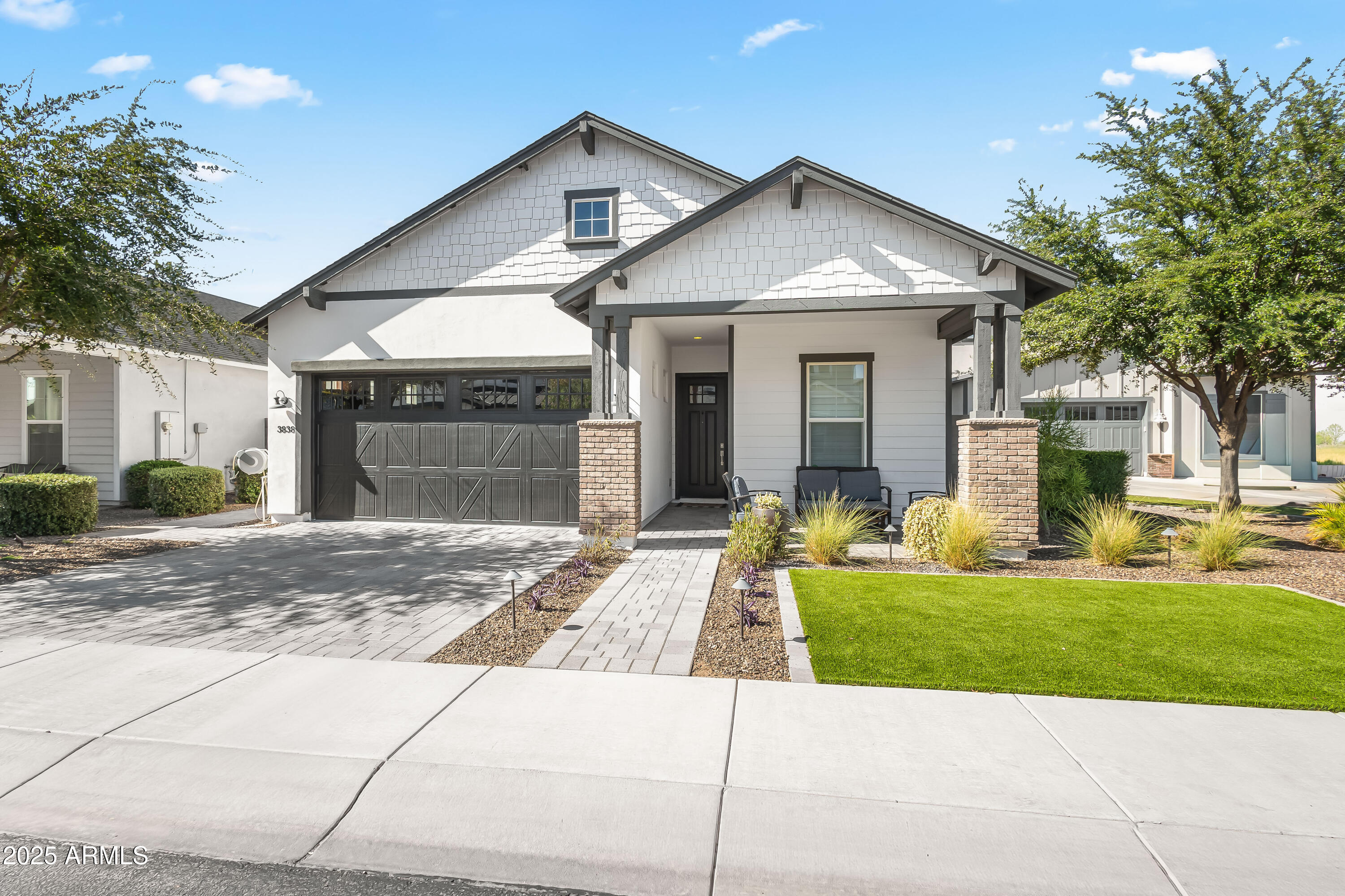 3838 E CRITTENDEN Lane, Phoenix