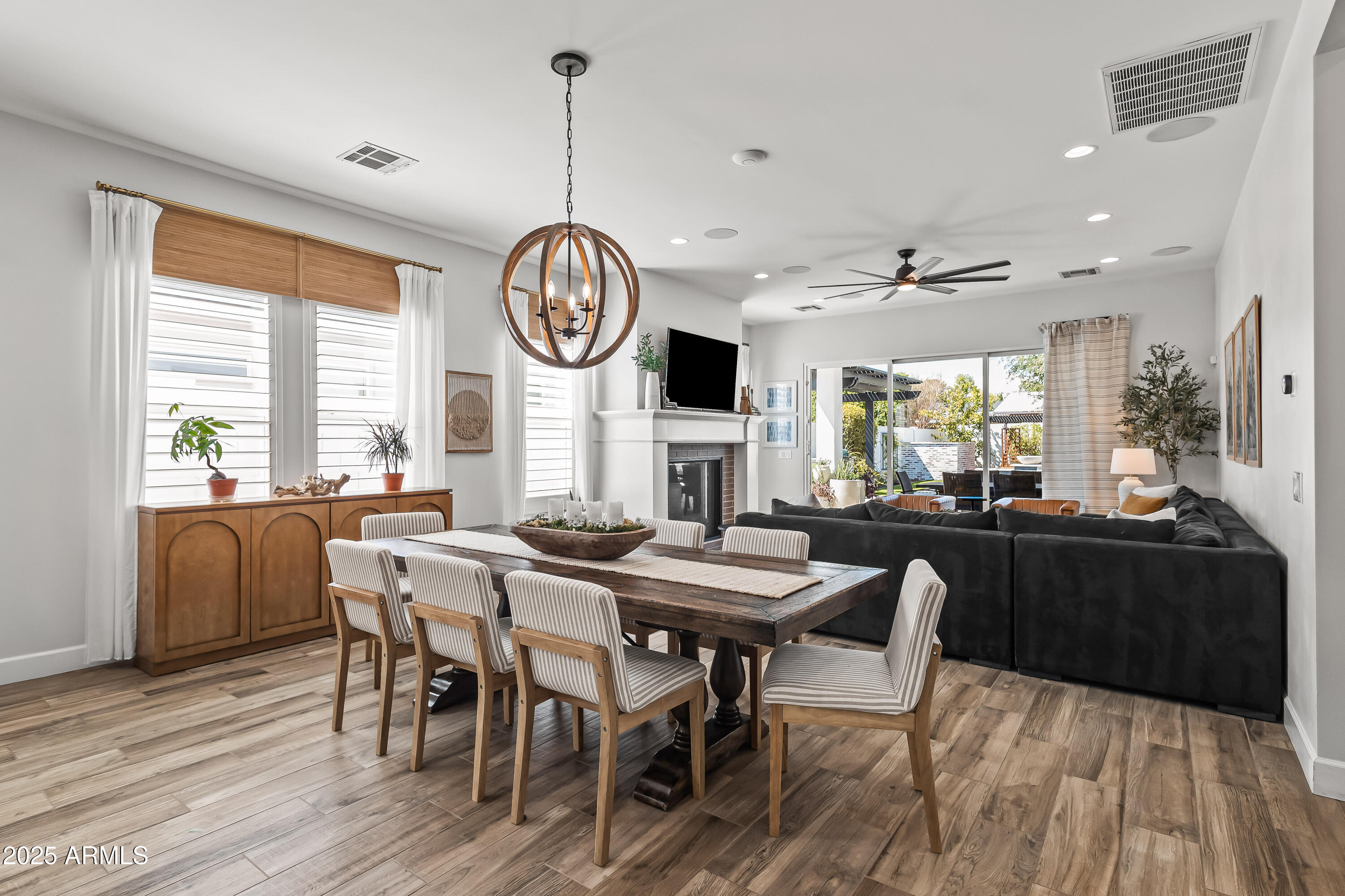 3838 E CRITTENDEN Lane, Phoenix