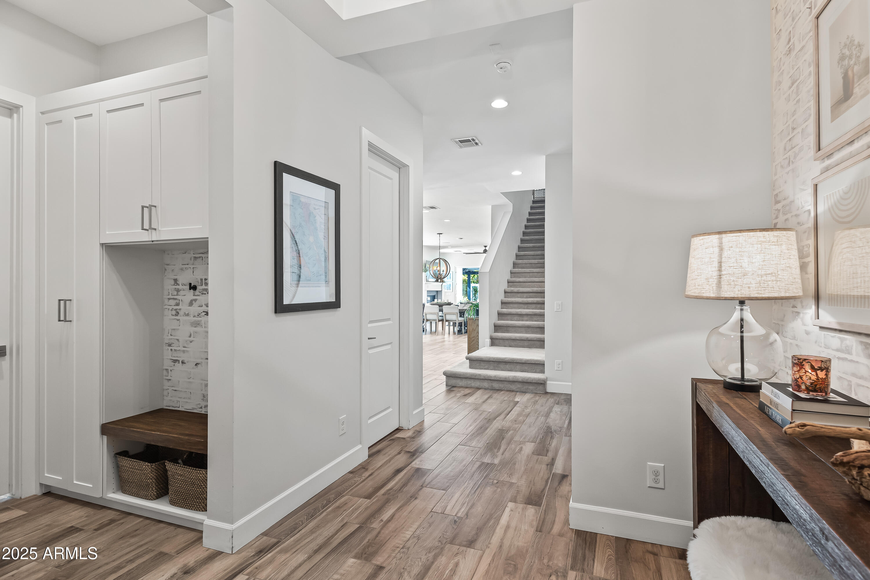 3838 E CRITTENDEN Lane, Phoenix