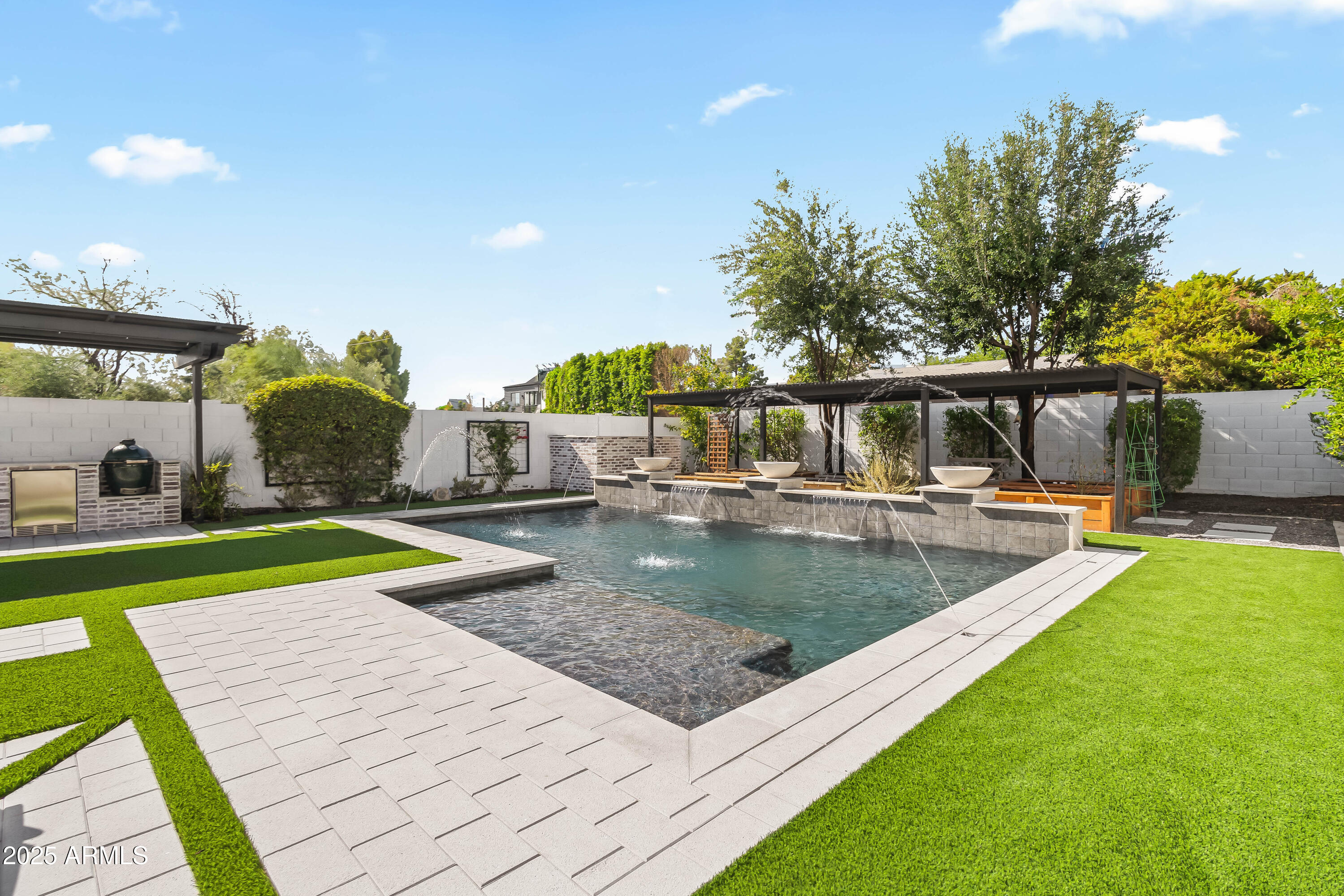 3838 E CRITTENDEN Lane, Phoenix