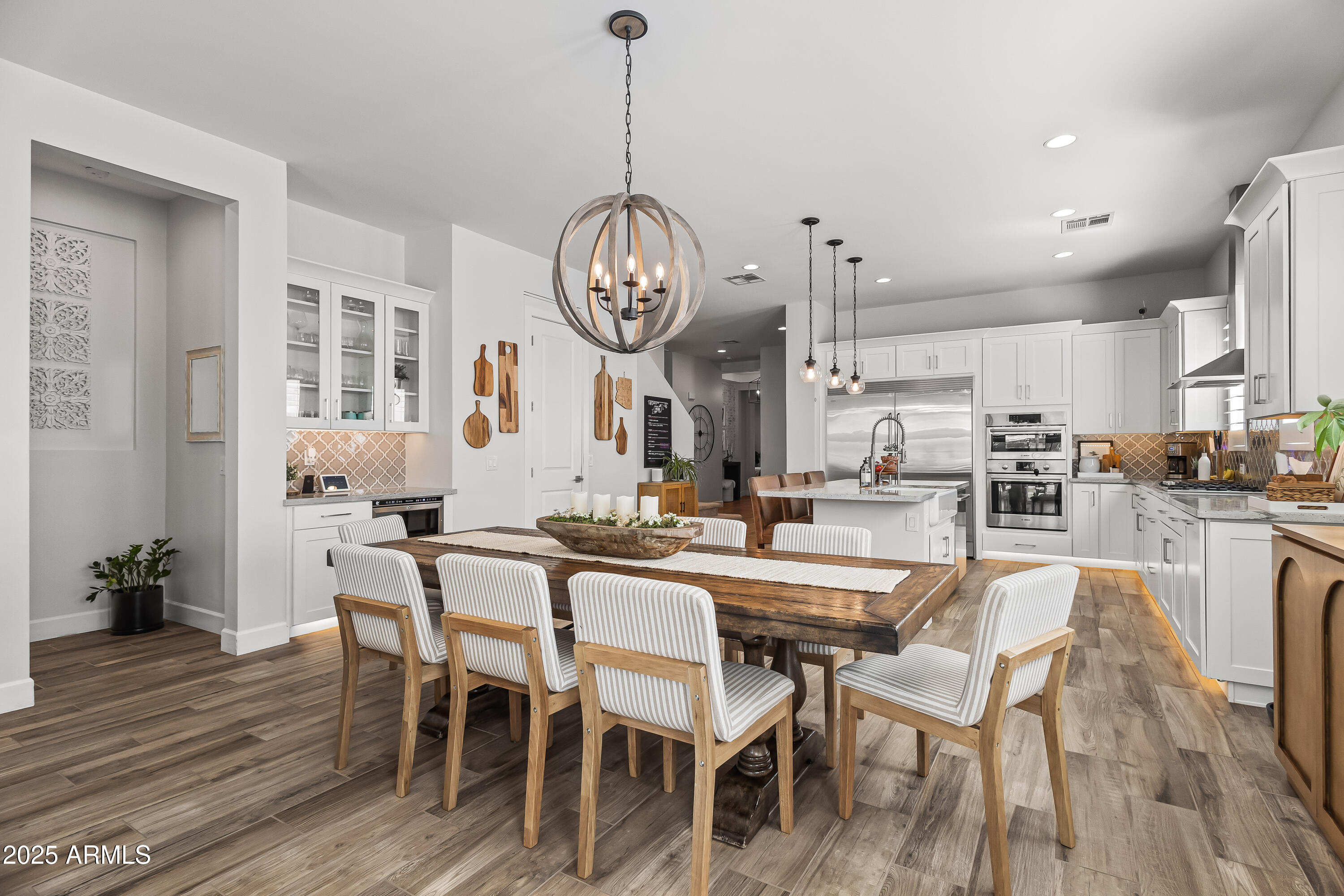 3838 E CRITTENDEN Lane, Phoenix